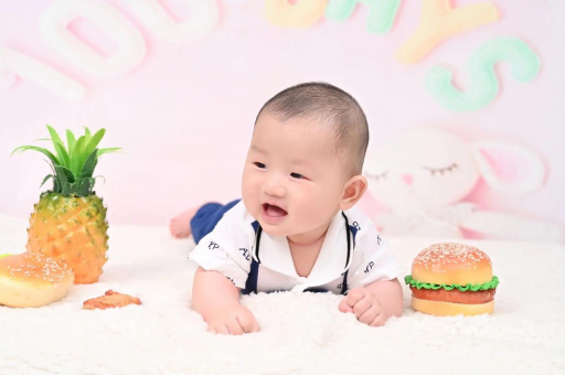 香港宝宝发烧膝盖疼